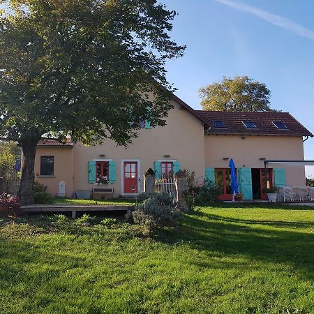 Les Pinguelles Bed & Breakfast Le Donjon Bagian luar foto